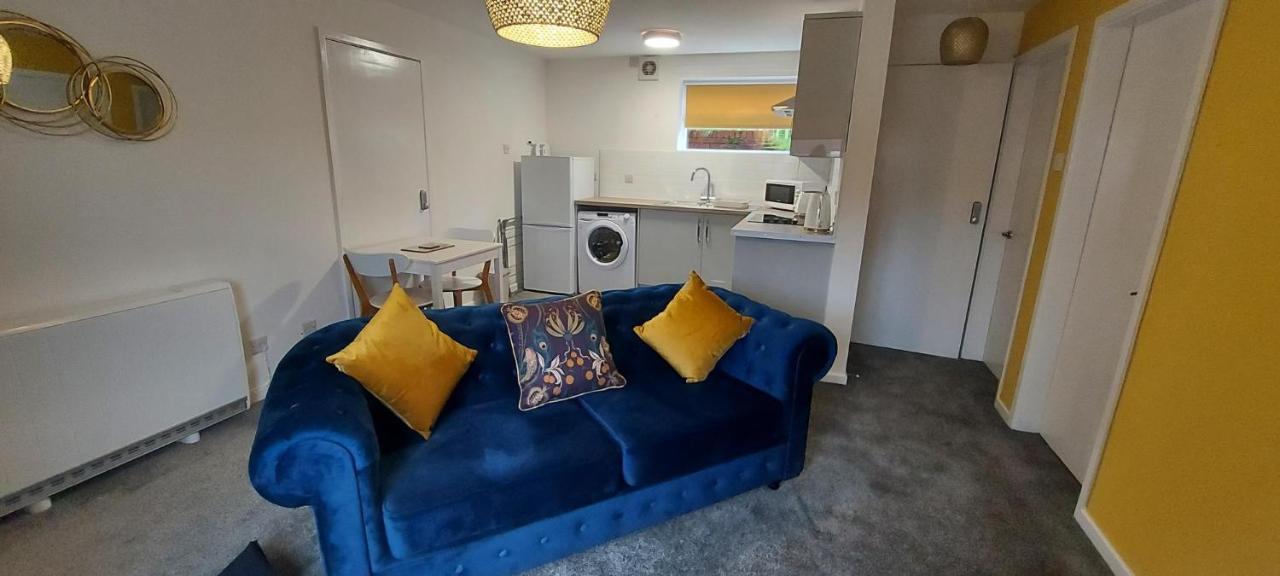 The Tackeroo Suite Hednesford Exteriér fotografie